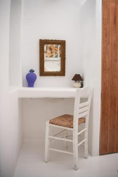 Astrea Suites "Ostria Cave Villa-Outdoor Jacuzzi" Oia  Exterior photo